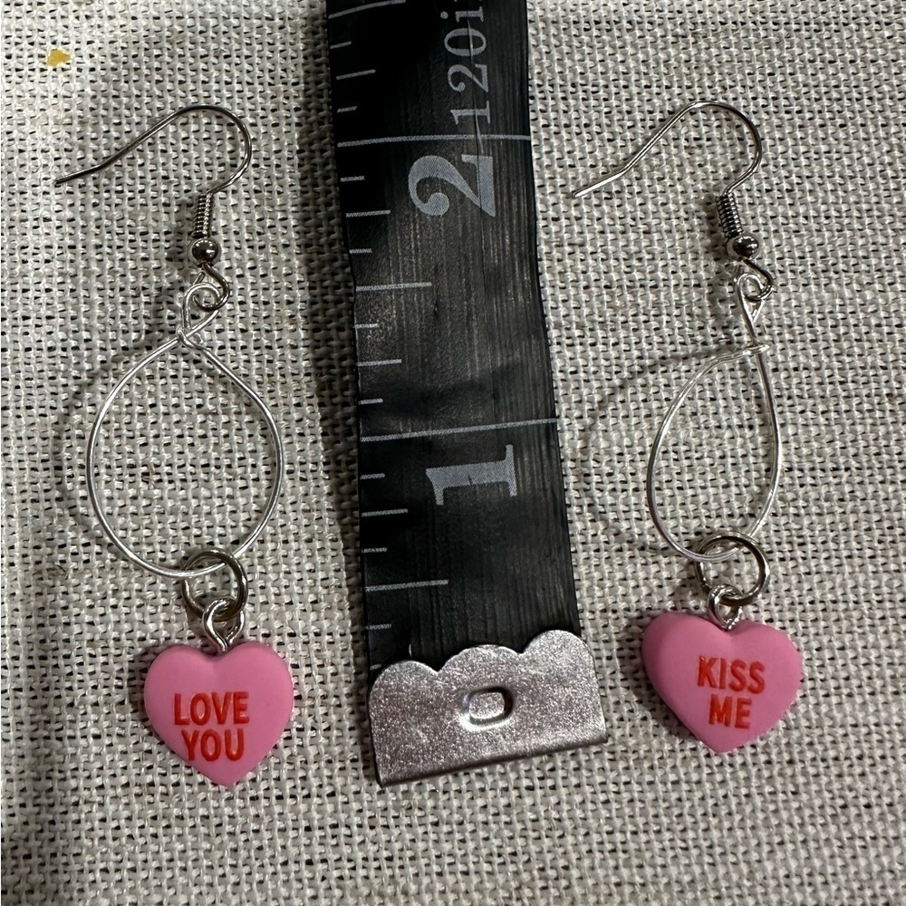 Heart-shaped earrings - Picture 3 of 4